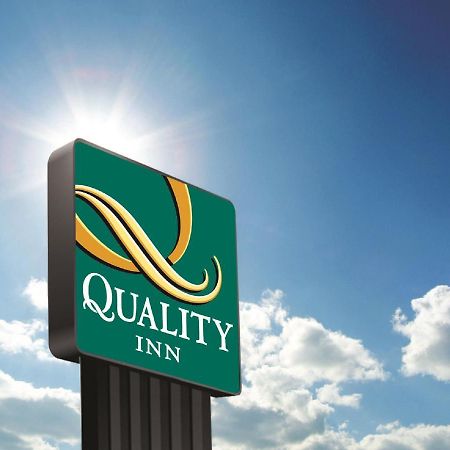 Quality Inn New York Bagian luar foto