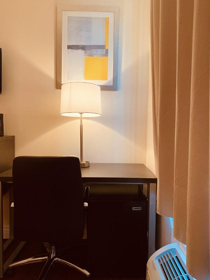 Quality Inn New York Bagian luar foto