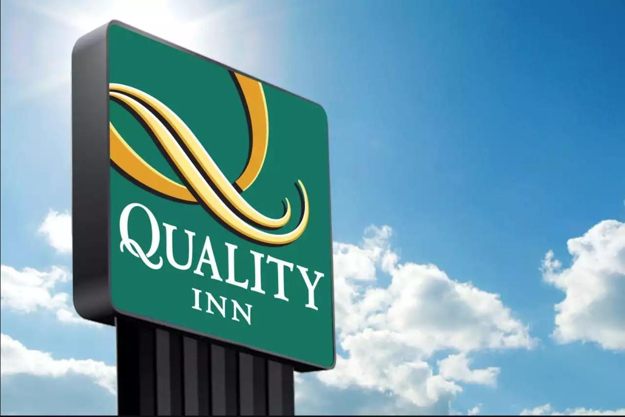 Quality Inn New York Bagian luar foto